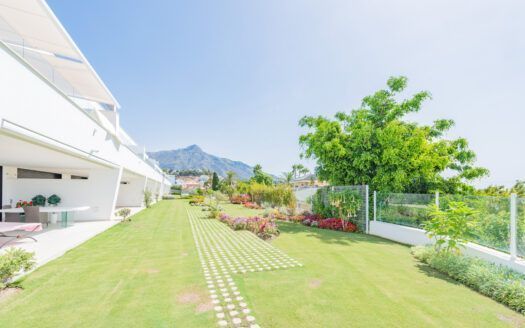 ARFA1419 - moderne EG Wohnung mit Meerblick  im Golftal Nueva Andalucia zu verkaufen