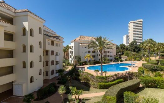 ARFA1438 - Wunderschöne Strandwohnung zum Verkauf in Elviria in Marbella