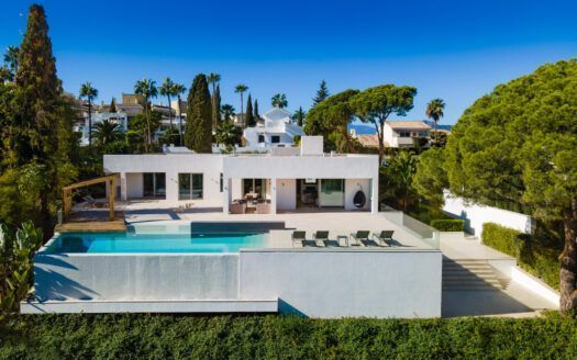 ARFV2263 Espléndida villa en venta e ubicada en el corazón del Valle del Golf in Marbella