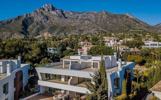ARFA1521 - Möbliertes Penthouse mit spektakulärem Panoramablick an der Goldenen Meile in Marbella