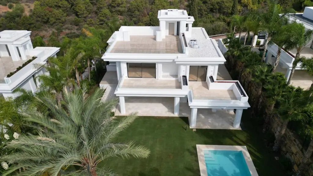 Impressive villa in Las Lomas Marbella Club